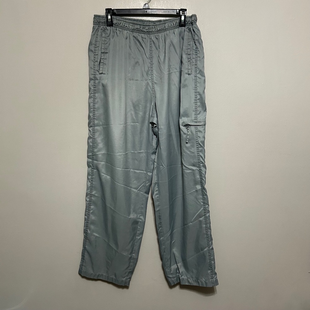 Champs Men's Pants L 32X29 Gray Windbreaker Cargo Pockets Elastic Waist Casual